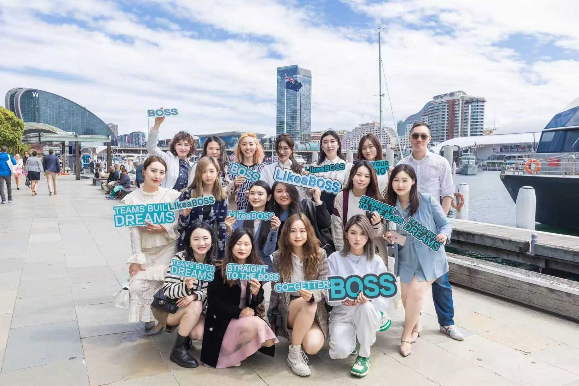 Shinymarketing event planning case boss direct workplace pannel event